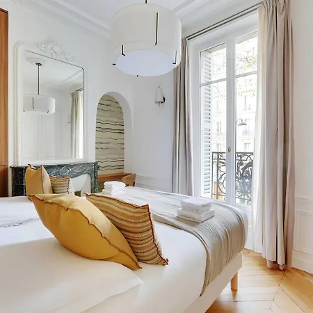 Luxury With Balcony - 4bd 8p - Marais Bastille París